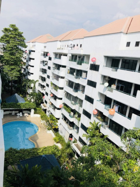 ขายคอนโดห้องสวยสะอาด ขนาดพื้นที่รวม 216 ตรม ย่านอ่อนนุช 36  สวนหลวง กทม