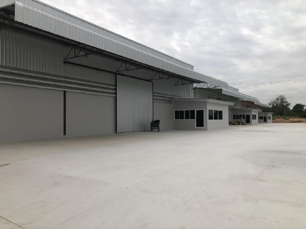 ให้เช่าโรงงานโกดังพร้อมออฟฟิศสร้างใหม่ ขนาด 525 ตร.ม ศ อยู่ตำบลหนองเหียง อำเภอพนัสนิคม ชลบุรี