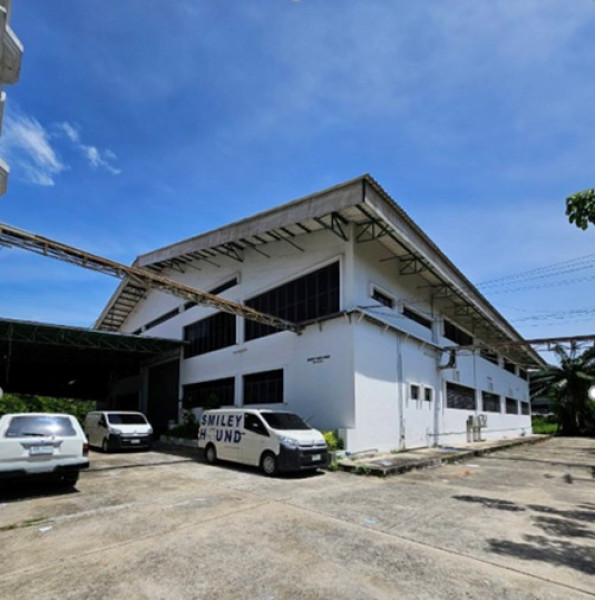 ให้เช่าอาคารสำนักงานโรงงาน หรือคลังสินค้า ขนาดพื้นที่ 4 ไร่ มีพื้นที่ใช้สอยรวม 5,700 ตรม สามารถแบ่งเช่าได้ราคาถูก ติดถนนอ่อนนุช ประเวศ
