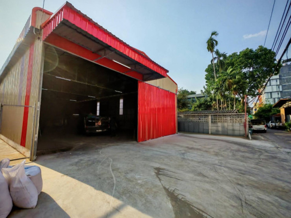 โกดังสร้างใหม่ ให้เช่า ขนาด 288 ตรม เป็นหลังเดี่ยวส่วนตัว ย่านอุดมสุข สุขุมวิท 103  ใกล้ถนนสุขุมวิท