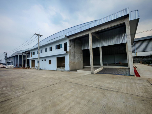 ให้เช่าโกดังโรงงานพร้อมออฟฟิศสร้างใหม่ย่านคลองหลวง คลอง 7 ขนาด 500+500 ตรม. พิกัดตำบลคลอง 7 อำเภอคลองหลวง 